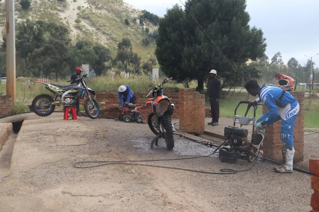 Inland MX Round 3.