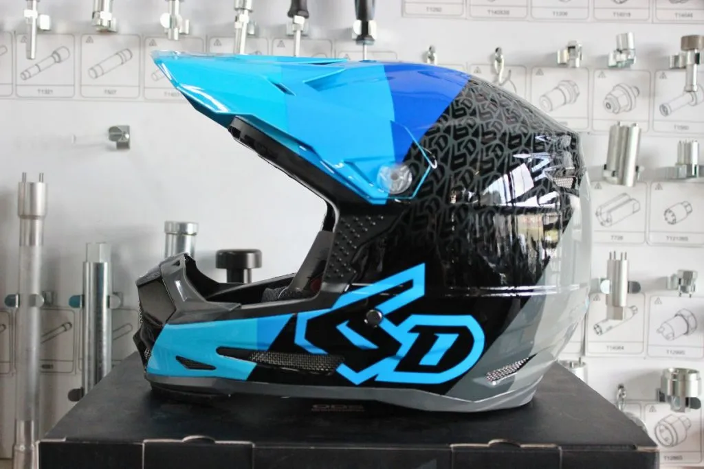 6D Helmets