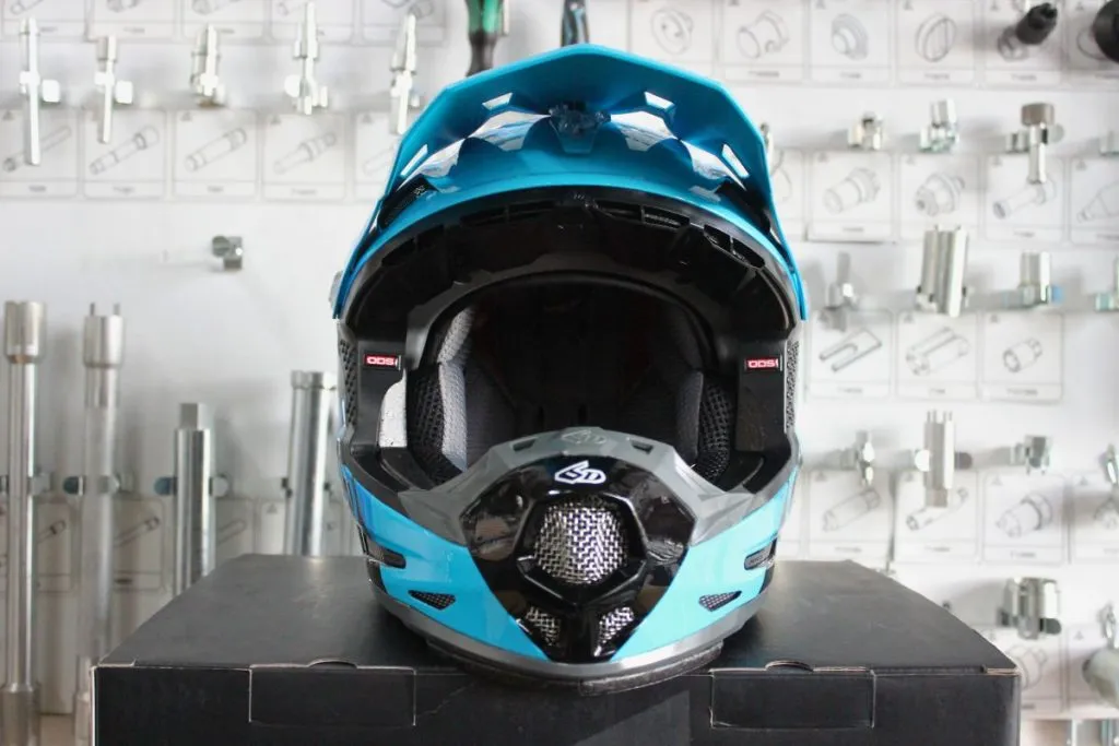 6D Helmets