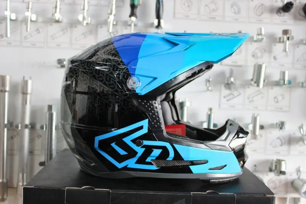 6D Helmets