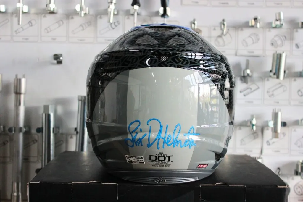 6D Helmets